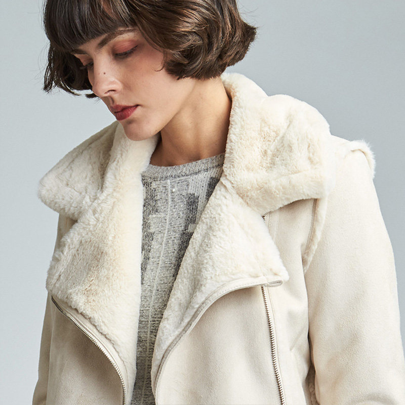 【断码s】艾格2019冬季新品女装纯色 艾格银座短外套