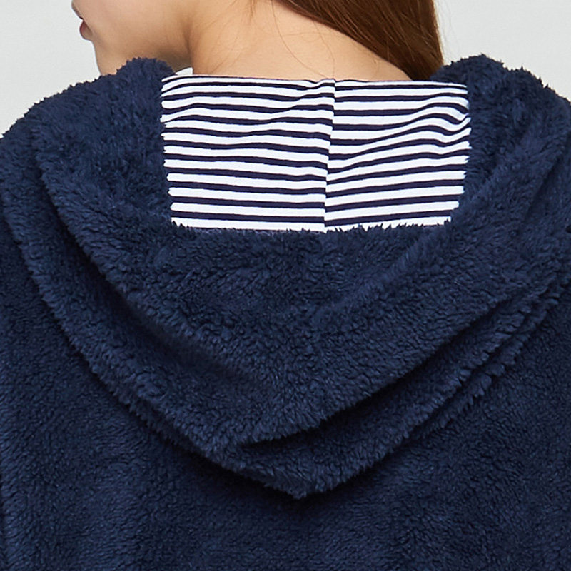 【断码xs】艾格冬季女装时尚百搭卫衣 艾格银座卫衣/绒衫