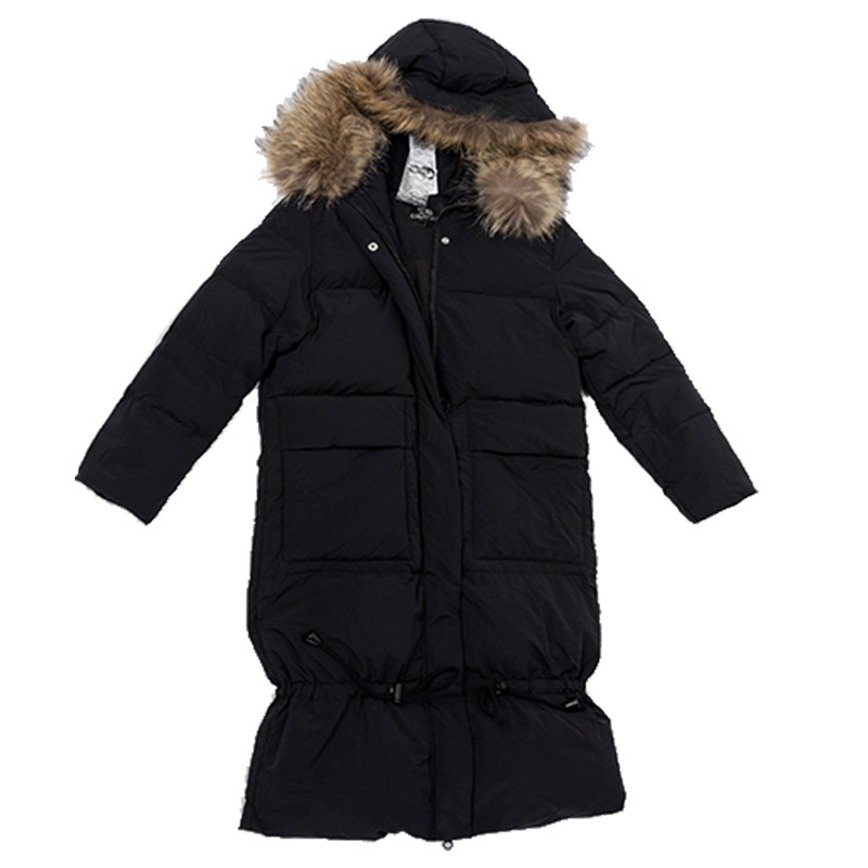  艾格银座羽绒服