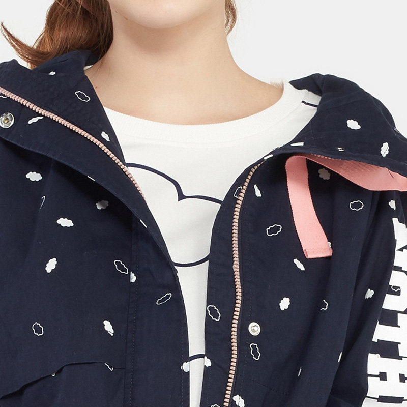 艾格春秋季女装印花图案中长款风衣 艾格银座风衣