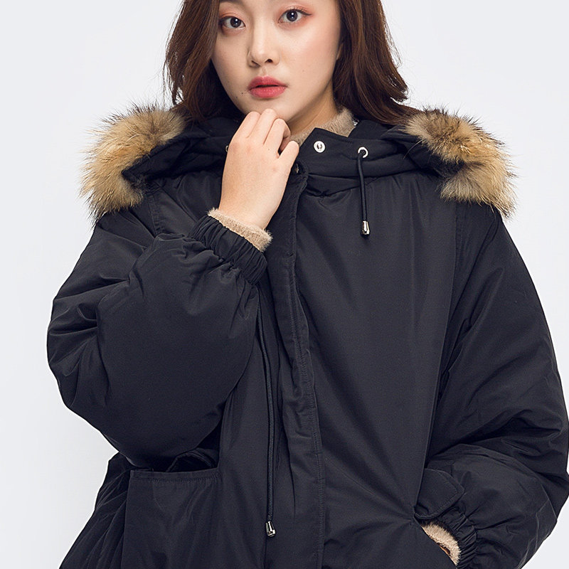  艾格银座羽绒服