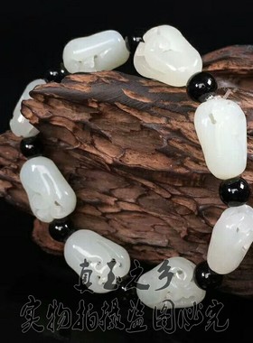 手工雕刻福瓜新疆和田玉送证