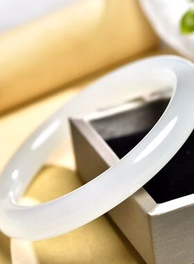 手镯小细条天然和田玉