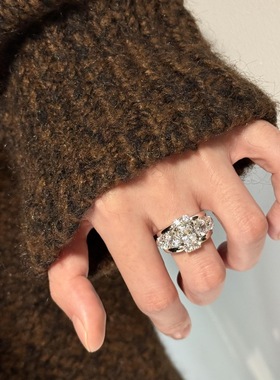 轻奢高级中古爆闪大圆钻戒指