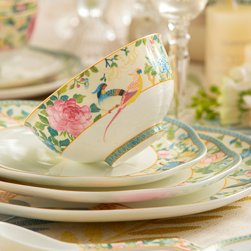 餐具套装2025新款景德镇骨瓷碗碟套装高级感轻奢家用陶瓷碗盘送礼