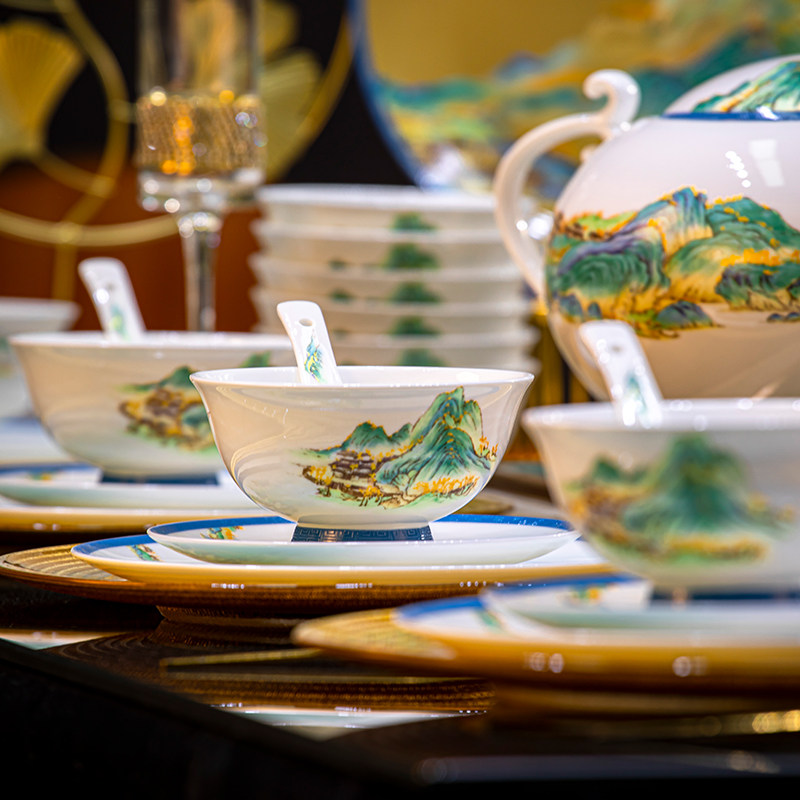 2026新款碗碟套装家用景德镇骨瓷中式餐具陶瓷碗盘乔迁组合碗盘筷