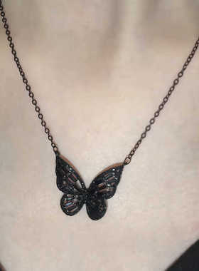 爆款轻奢时尚精致黑色蝴蝶项链