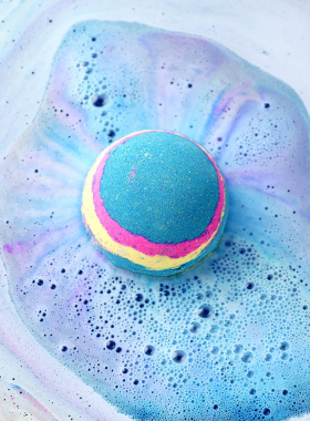 LUSH抖音网红璀璨浩瀚星空浴球