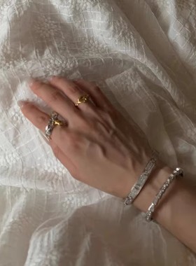 欧阳同款 4/28 20点【小众挂！博主感叠戴】做旧造型感链条套戒