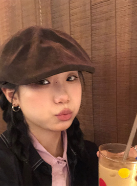 雅丹风穿搭巧克力棕复古前进帽潮