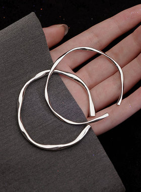 今饰有约简约女纯银手镯