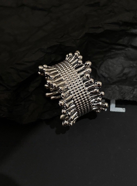 今饰有约简约银色编织戒指