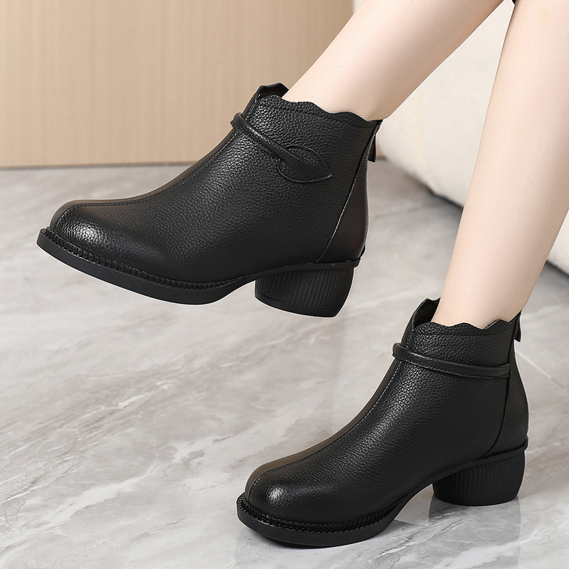 全真皮粗跟短靴秋冬百搭软底妈妈鞋大码女靴脚肥圆头米色加绒棉鞋,淘宝优惠券,粉丝福利购,淘宝优惠卷