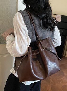 山姆进口高级感慵懒托特包女2026新款复古通勤大容量单肩包简约百