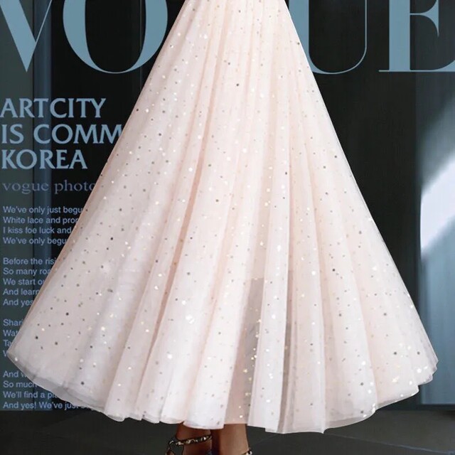 Medium-length fairy skirt commuting A-type stars