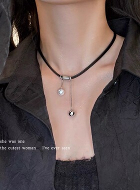 MH家 2025新款配饰珍珠锁骨皮质颈链女小众轻奢辣妹冷淡风项链