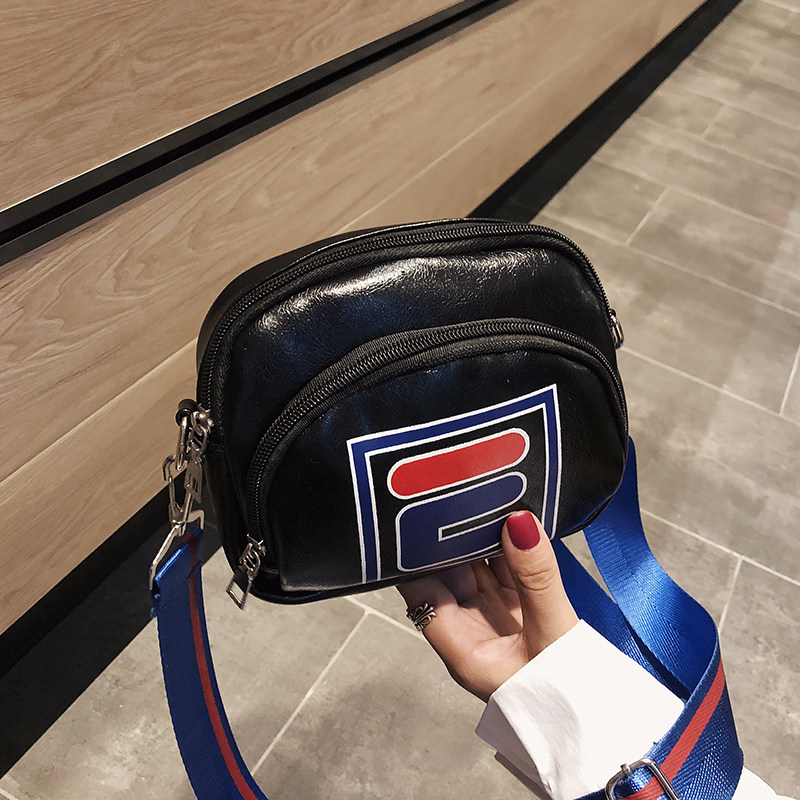 ins超火小包包女2020新款潮小方包 圣茵娜女士包袋