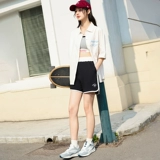 Спортивные шорты, демисезонные штаны, дышащая трикотажная одежда для йоги для отдыха для йоги, свободный крой, в американском стиле