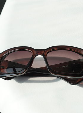 千禧复古防紫外线方形男女墨镜