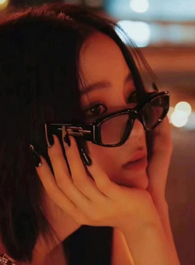 24新款防紫外线墨镜女小脸潮显瘦太阳镜男个性开车眼镜近视骑行