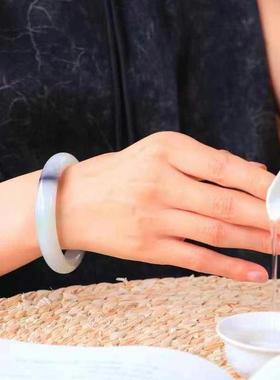 天然和田玉冰烟紫手镯女款