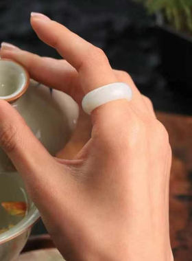 新疆和田玉戒指白玉指环