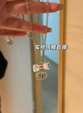 亚克力浅金色蝴蝶结项链女士