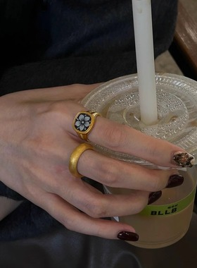 Vintage贝雕栀子花方形戒指高级