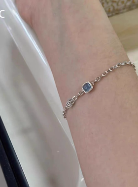 蓝色方糖手链女2025新款轻奢小众