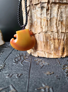 战国红通用玛瑙民族风吊坠天然