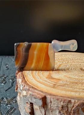 天然玛瑙玉髓斧头玉佩挂坠