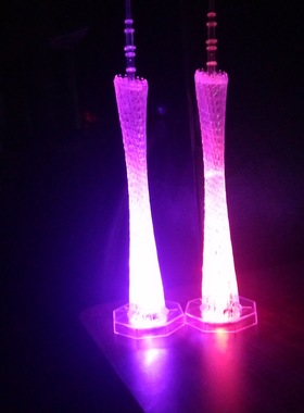 地标建筑透明发光小蛮腰纪念品