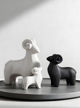 现代简约黑白色陶瓷羊摆件三羊开泰动物装饰品创意工艺品软装摆设