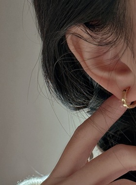 S925纯银韩版小众设计感波光粼粼猫眼耳扣韩版韩式风简约耳环