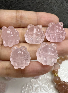 天然粉水晶九尾狐雕刻配件半成品手工diy手链吊坠项链串珠百搭