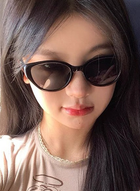 三角猫眼太阳镜2025新款墨镜复古