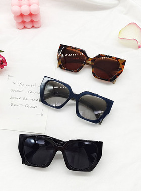 小猪旦旦防晒方框时尚男女太阳镜