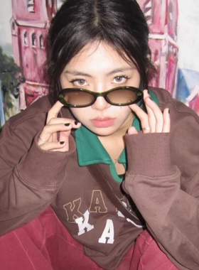 小椭圆暗橄榄绿色热门网红墨镜潮人抖音豹纹太阳眼镜时尚拍照出街