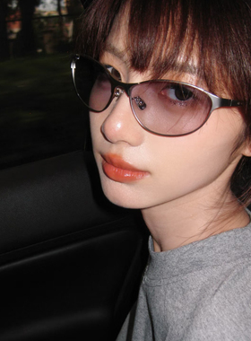 微辣2026春夏复古金属边框猫眼浅水银墨镜高级感防紫外线太阳眼镜