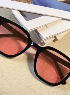 显白纯欲风太阳眼镜女