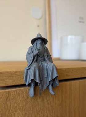 跨境新款3d打印巫师坐姿桌面摆件创意家居装饰适用于桌面边缘置物