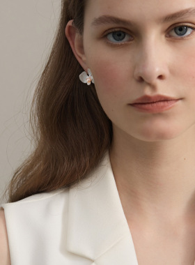 椿屿兰间舞蝴蝶兰纯银耳环礼物