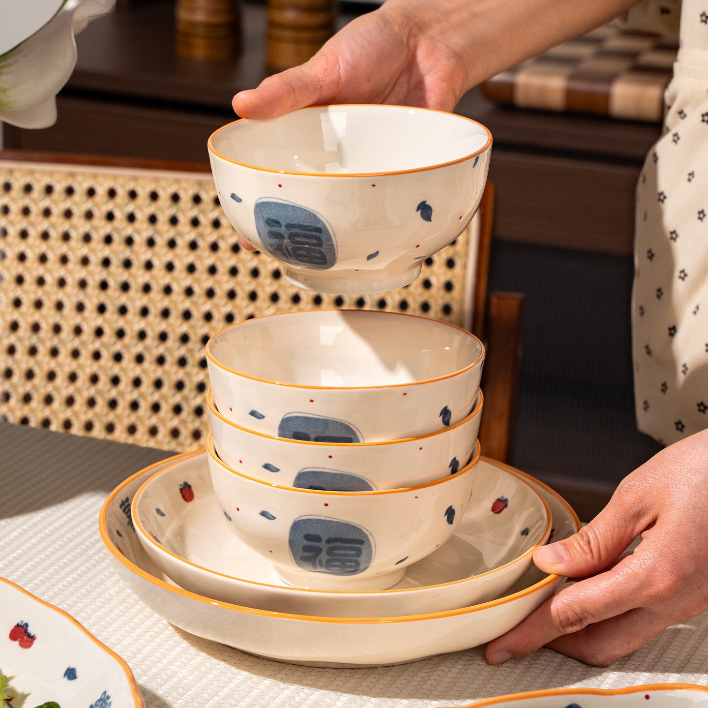 釉下彩2026新款碗碟套装家用中式陶瓷餐具高颜值碗盘乔迁碗具组合