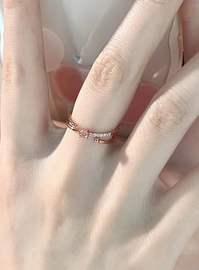 星轨粉钻戒指女生指环韩系轻奢小众设计感ins风粉色闪钻交织尾戒