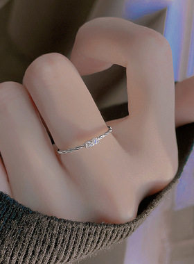 闪钻戒指女轻奢小众设计感细款麻花锆石指环夏季简约冷淡风开口戒