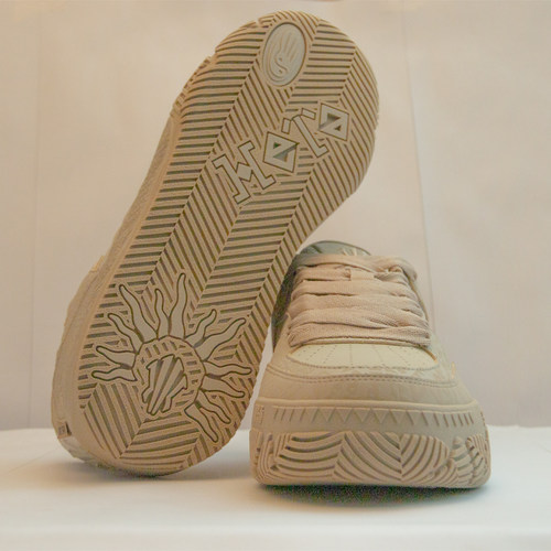 【凯里·欧文】同款安踏欧文Hélà CODE篮球文化板鞋男112541801 - 图1