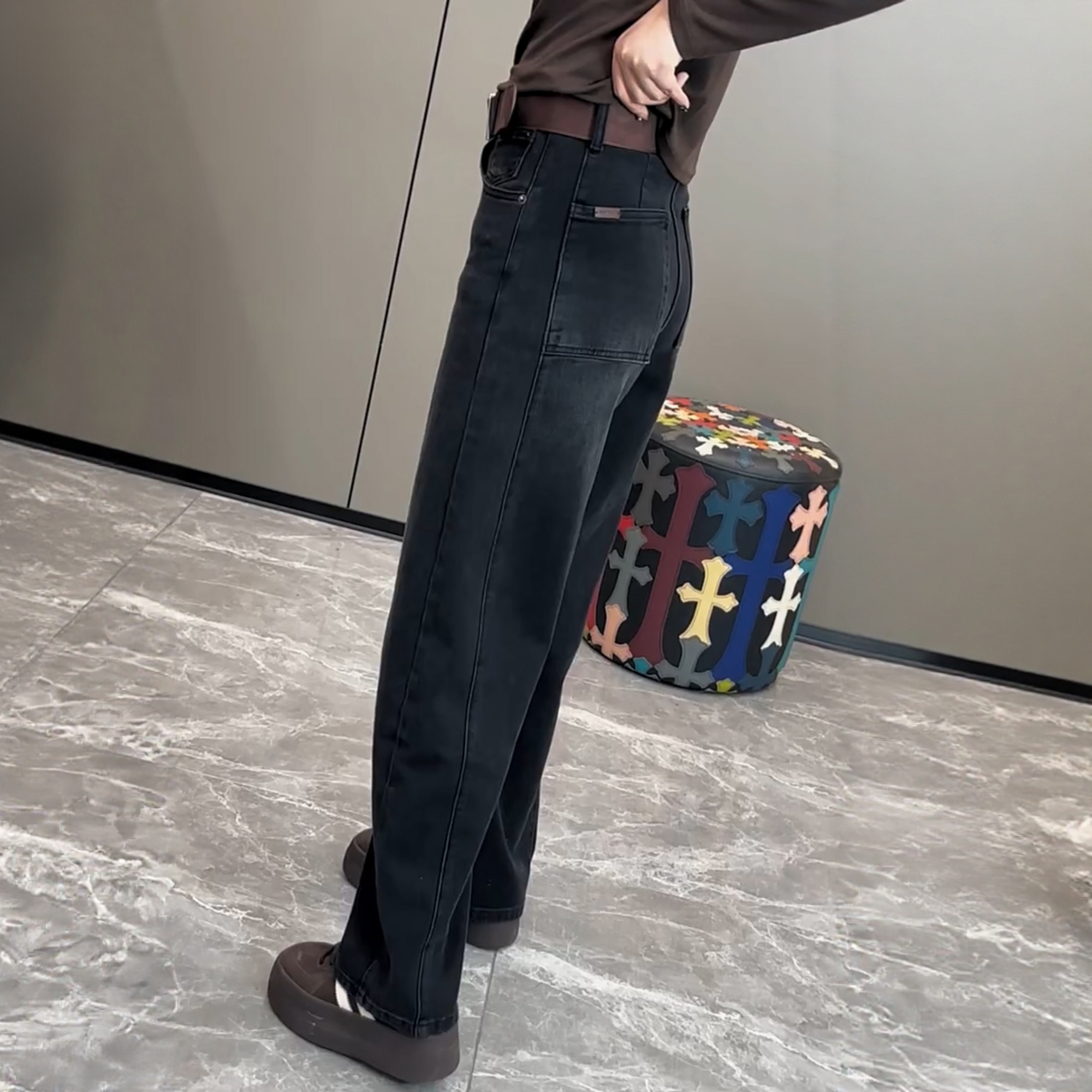 大码加绒牛仔裤女秋冬季2025新款弯刀阔腿裤胖mm显瘦窄版直筒裤子 - 图1