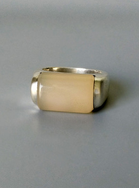 极简风纯银质感天然玉髓戒指