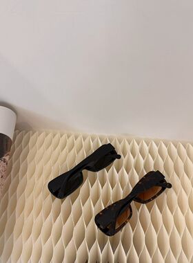 明星同款小香风蝴蝶形猫眼墨镜