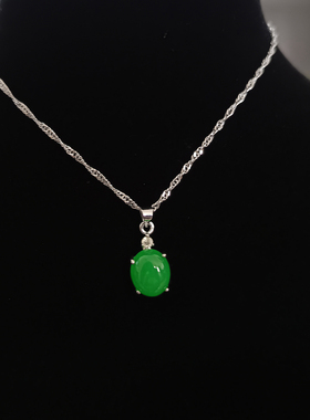 轻奢小众绿色玉吊坠银色水波链
